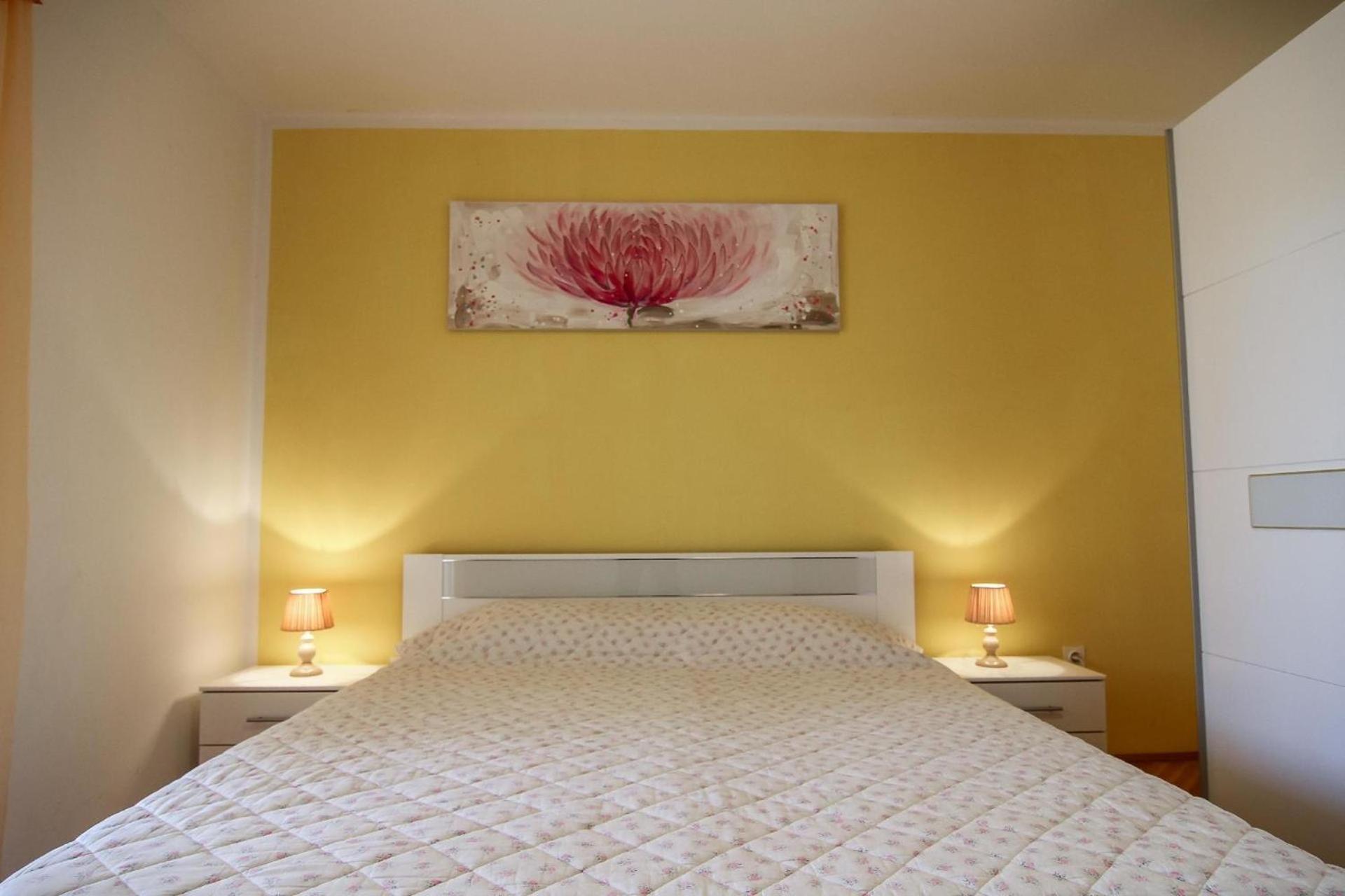 Apartment Wunderschoenes In Mit Eigenem Balkon